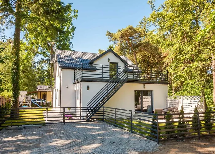 Apartment Parkowa 13 *